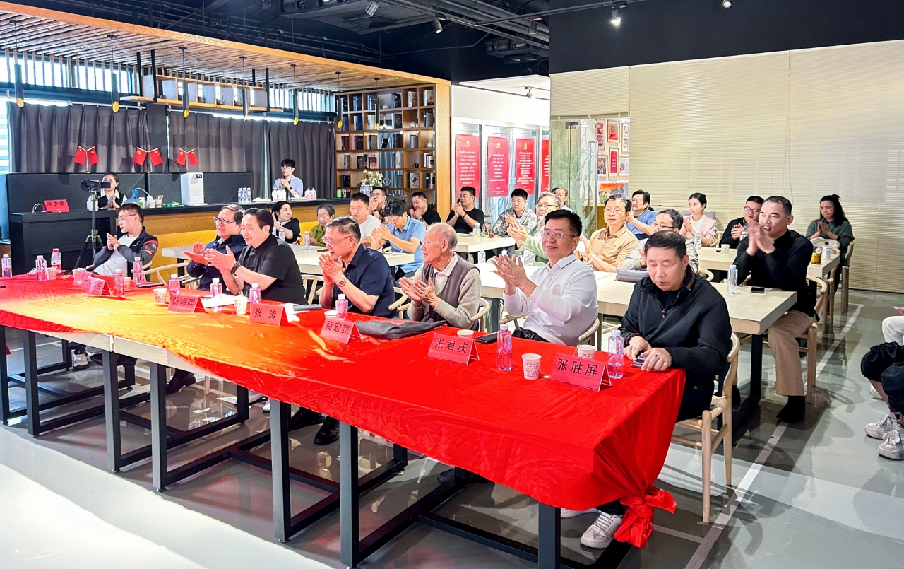 1760118954946018.jpg 1760118954946018.jpg