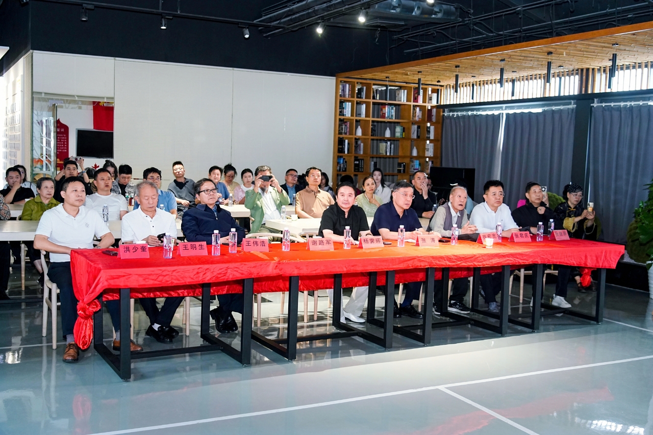 1760118617443604.jpg 1760118617443604.jpg